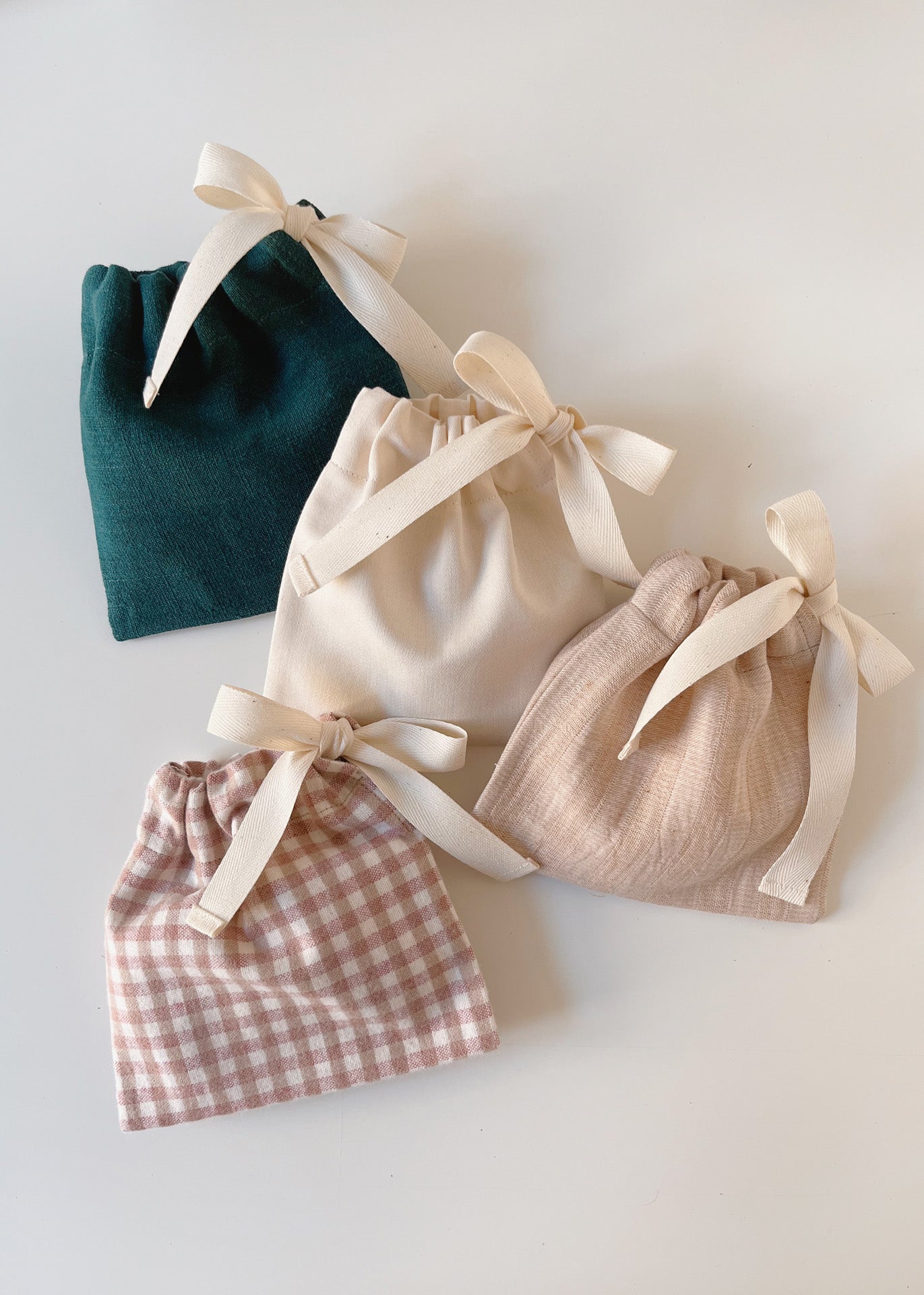 Face Pads & Pouch - Gingham/Ivory Organic Cotton - 100% Cotton (organic) / 100 % Baumwolle (Bio)