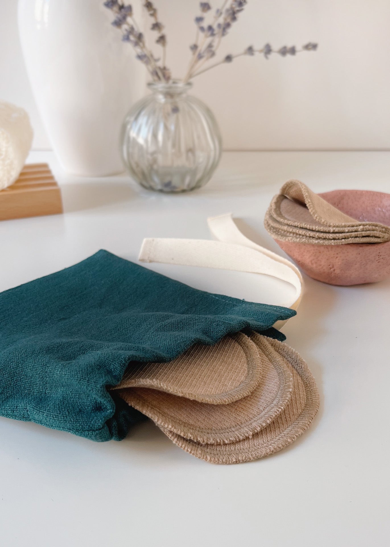 Face Pads & Pouch - Forest Green/Brown - Cotton (organic) and True hemp / Baumwolle (Bio) und Hanf