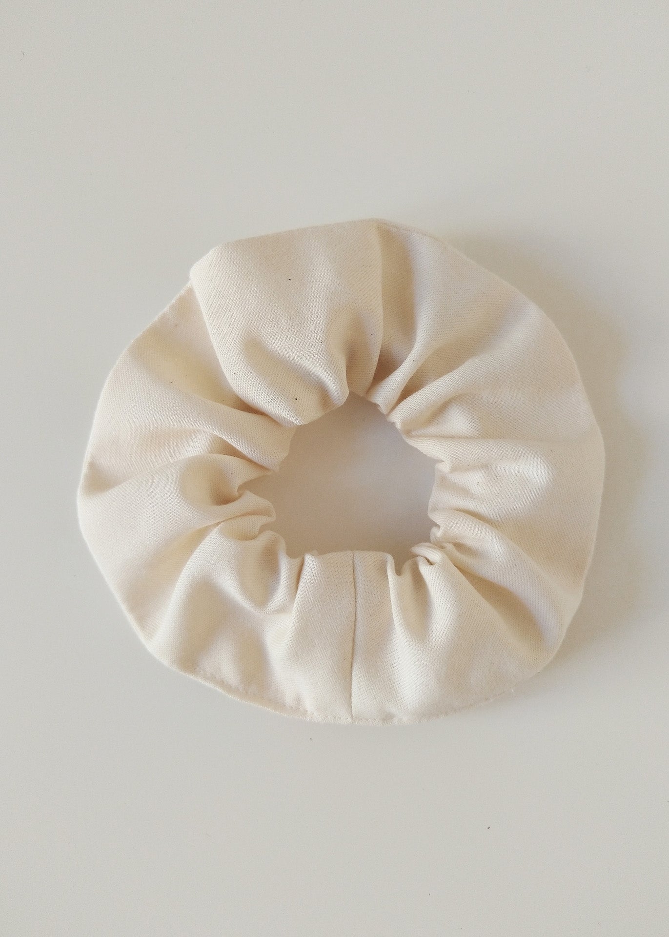 Organic Cotton Scrunchie - Ecru - 100% Cotton (organic) / 100 % Baumwolle (Bio)