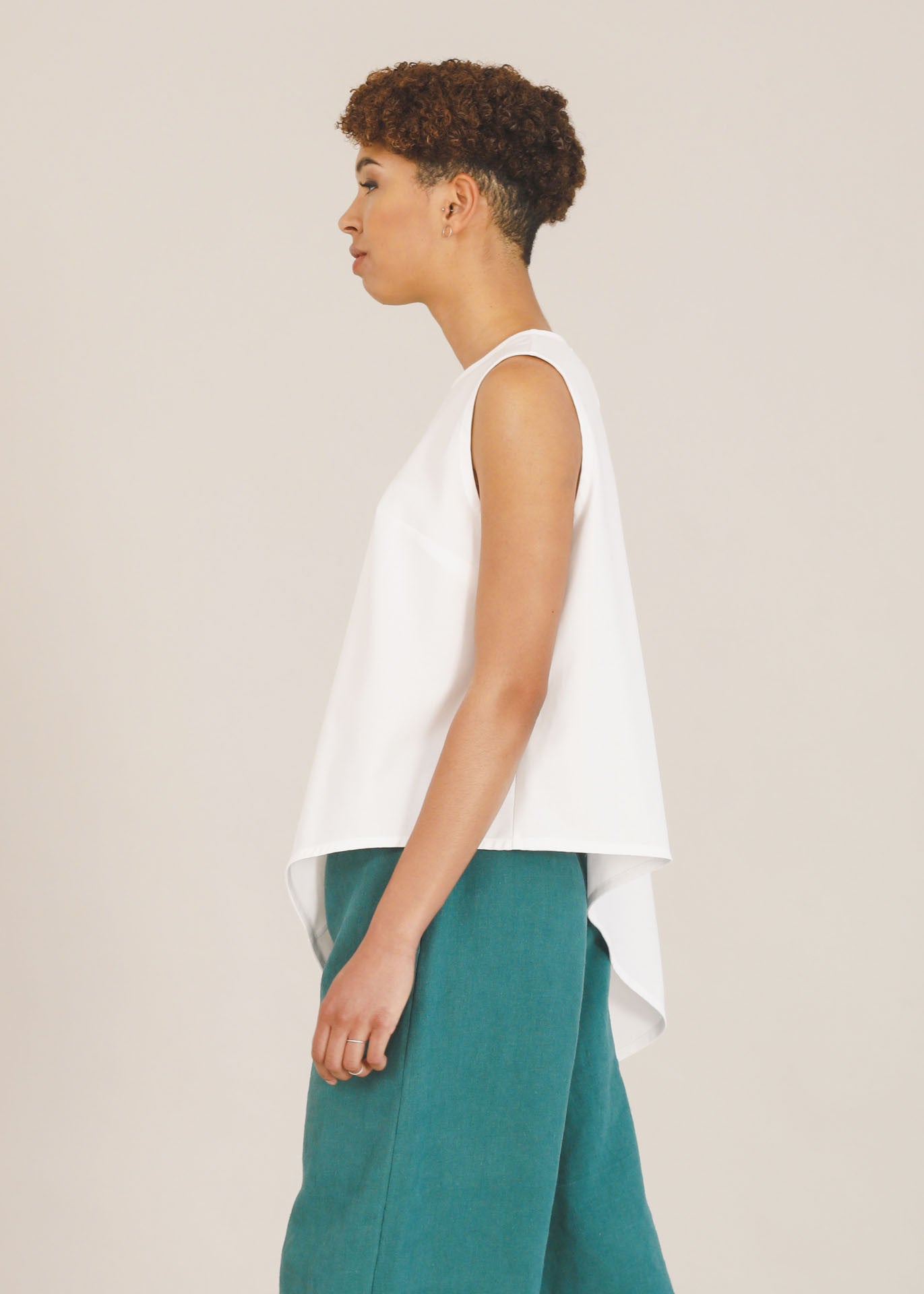 Paloma - Asymmetric Top - 100% Cotton (organic) / 100 % Baumwolle (Bio)