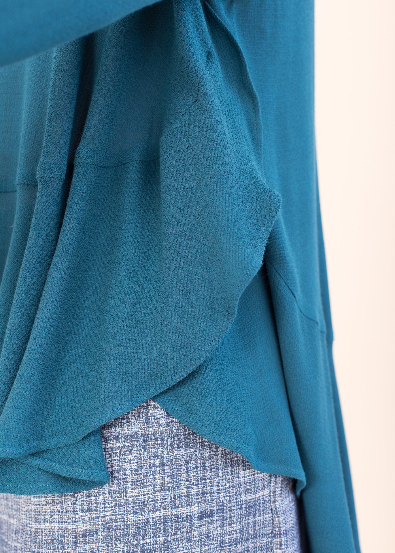 Midnight – Top in Teal - 80% Viscose, 20% Polyamide / 80 % Viskose, 20 % Polyamid