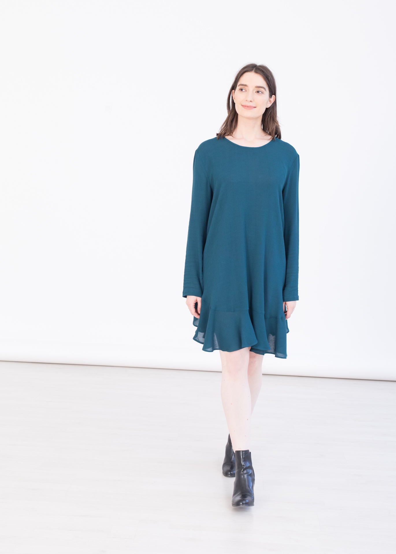 Midnight - Dress in Teal - 80% Viscose, 20% Polyamide / 80 % Viskose, 20 % Polyamid