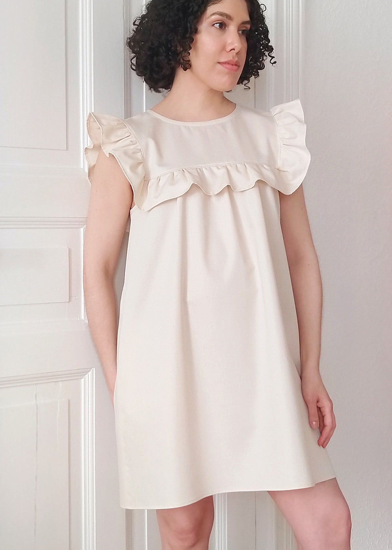 Hana – Ruffle Mini Dress in Ecru